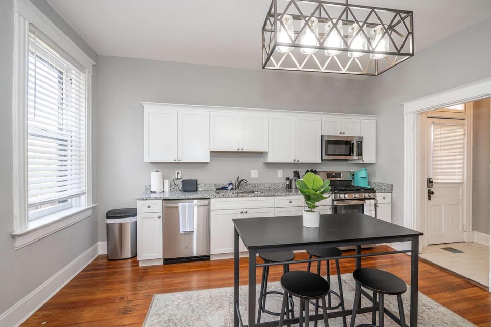 Suites on Main 1 House in Covington