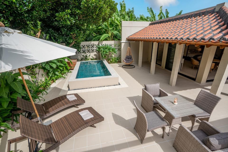 Balcony/Terrace, Swimming pool