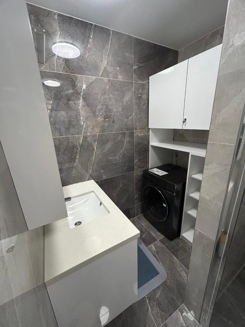 Bathroom, washing machine, dryer