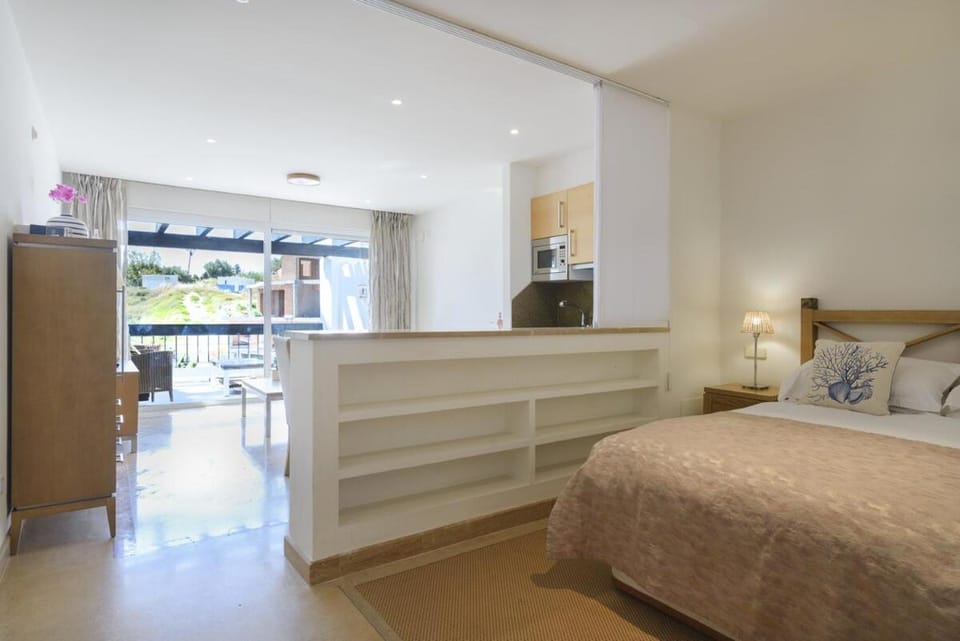 Rio Real Suite Apartment in Marbella