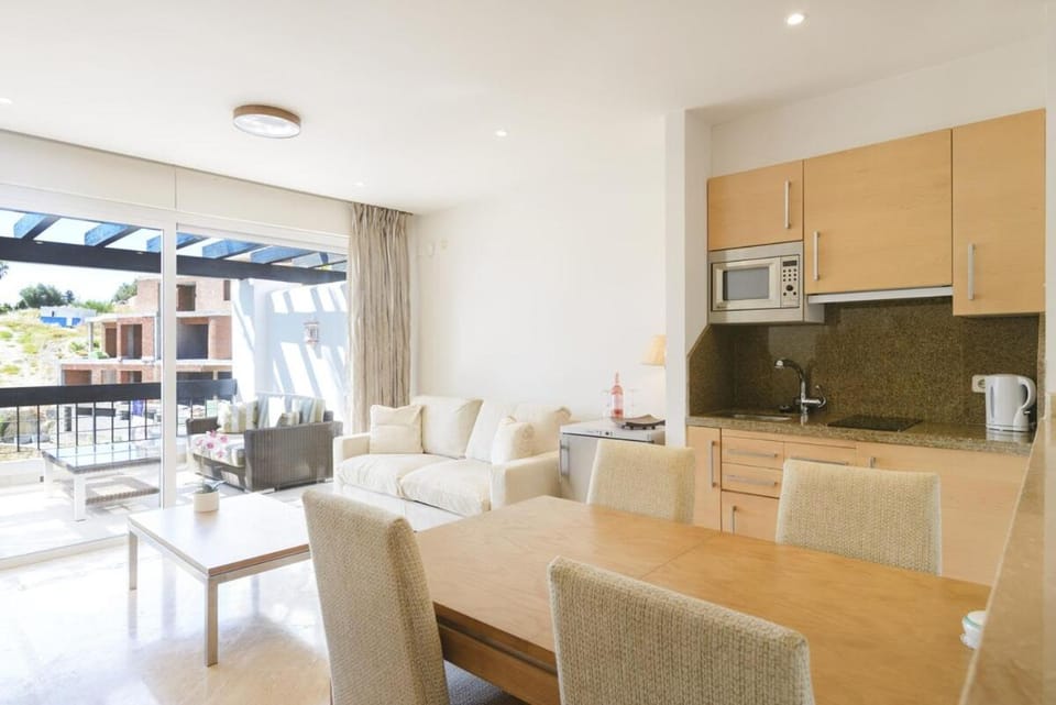 Rio Real Suite Apartment in Marbella