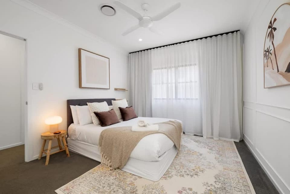 Bed, Photo of the whole room, Bedroom, internet, internet, towels, towels, air conditioner, air conditioner