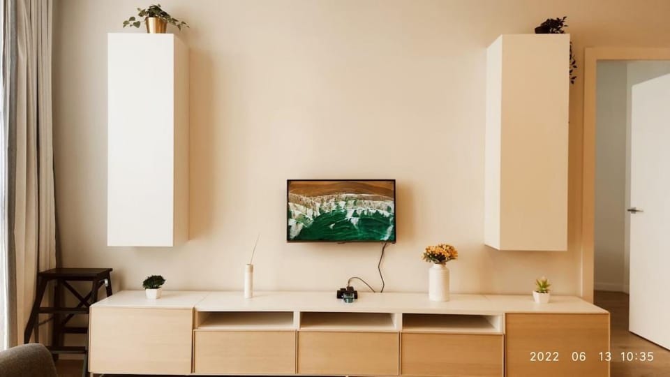 HaPPy Inn Egle,Self check-in,AC, Parking in garage Apartment in Vilnius