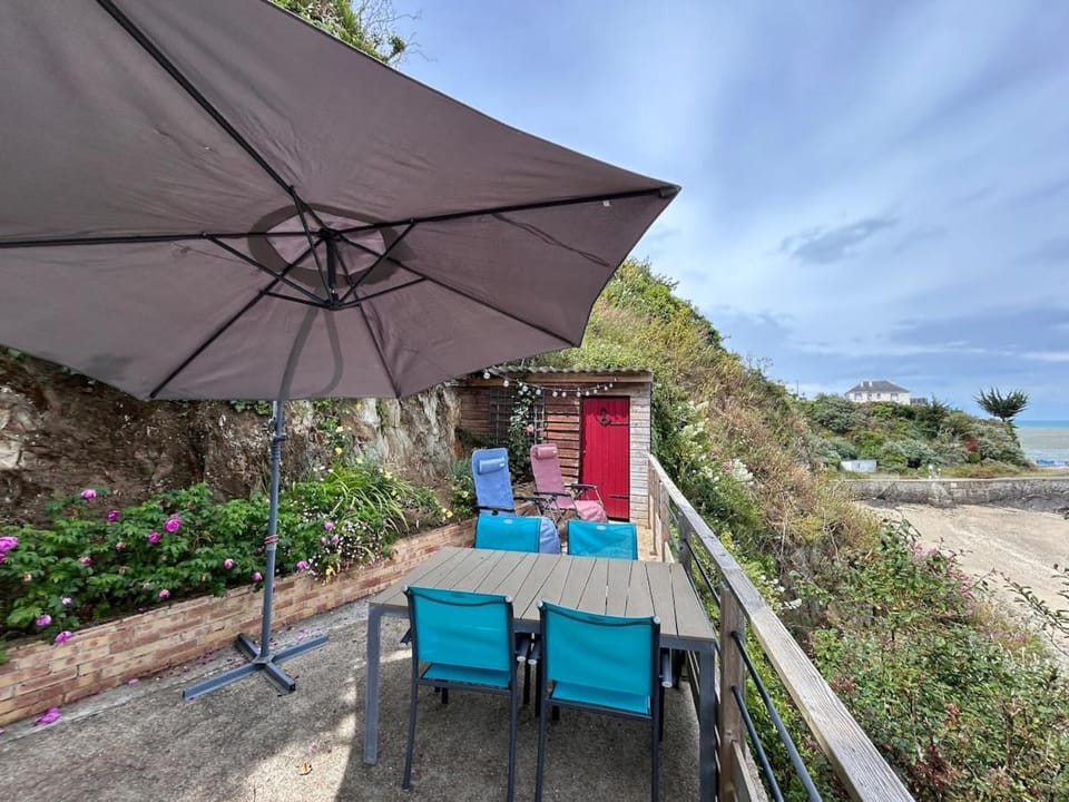 Patio, Spring, Day, View (from property/room), Balcony/Terrace, Dining area, Sea view