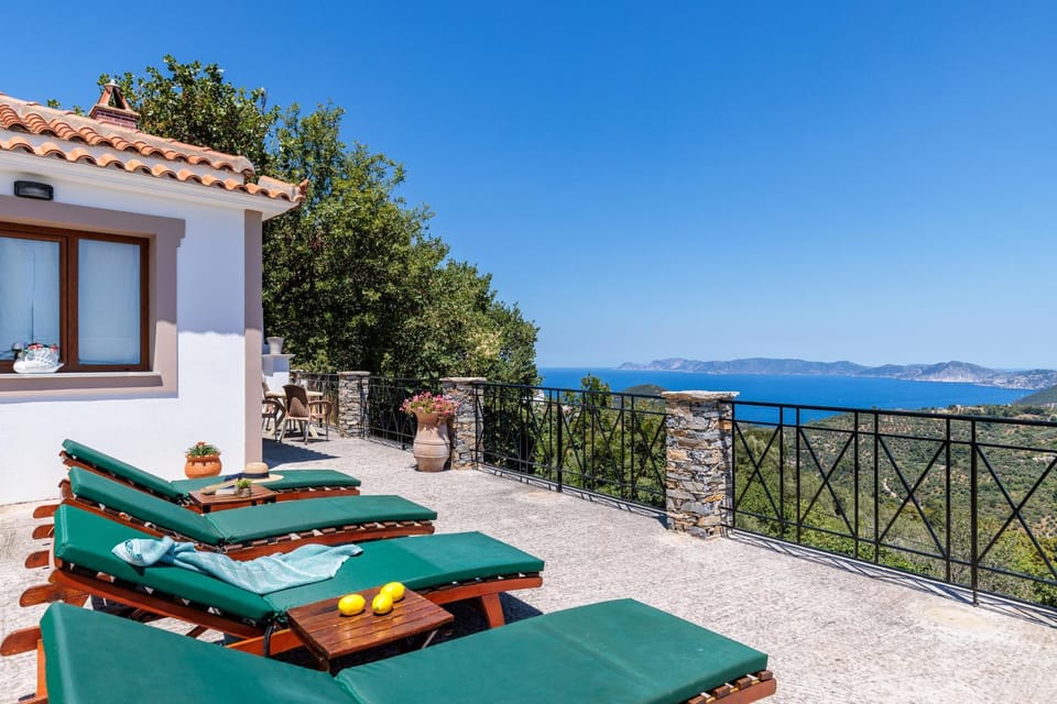 Patio, Balcony/Terrace, Mountain view, Sea view, sunbed