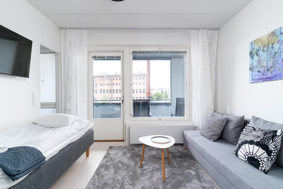 Top Location LutakkoBoss with balcony 100Mb WiFi, Työpiste, Parveke ja Pyykkikone Rahulihomes apartments Apartment in Finland