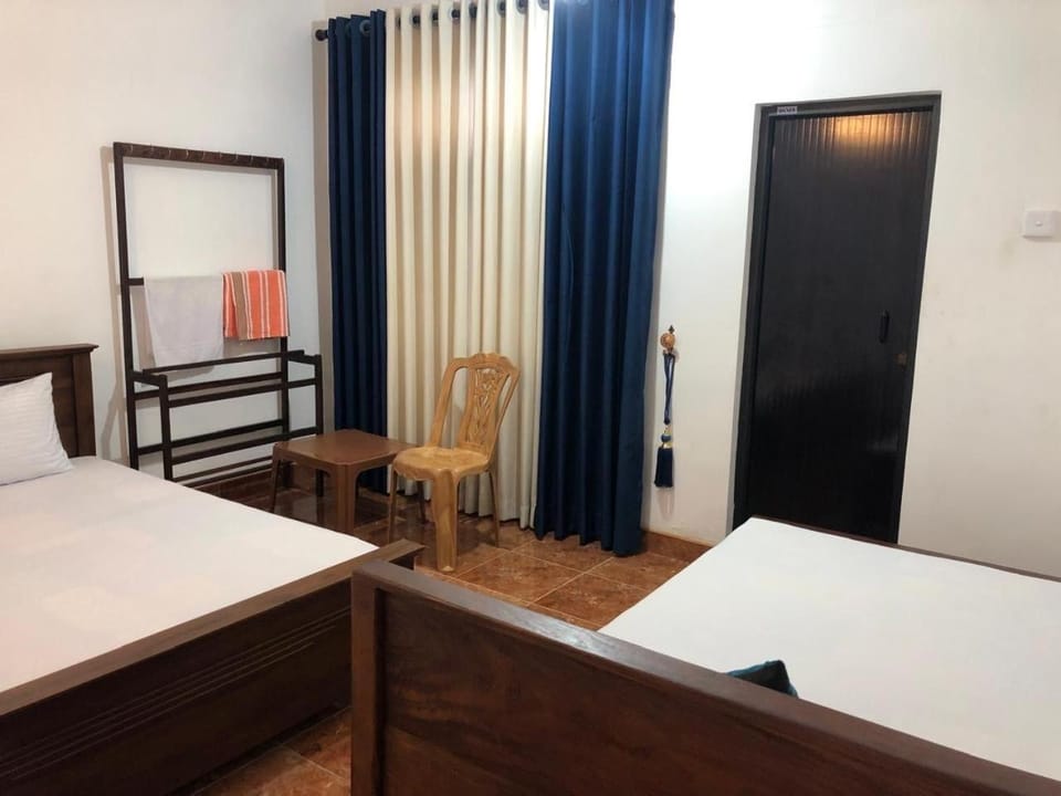 SuiteSpot Guest House Bed and Breakfast in Sri Lanka