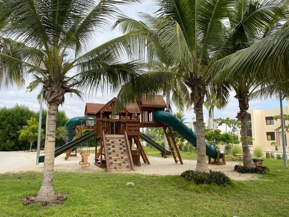 Spring, Day, Natural landscape, Children play ground, Garden, Garden view