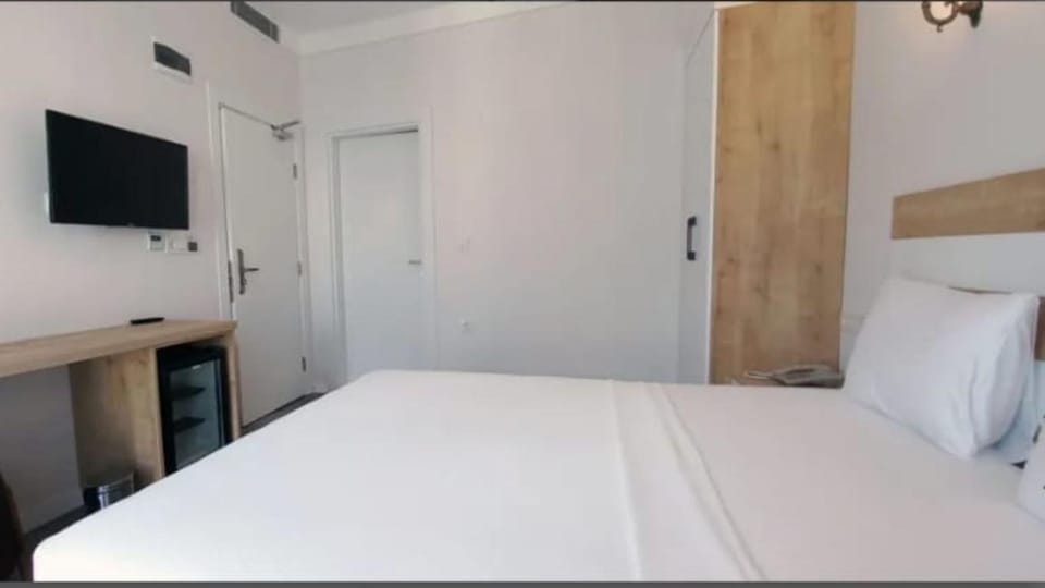 Ayvalik Cihan Otel Hotel in İzmir Province