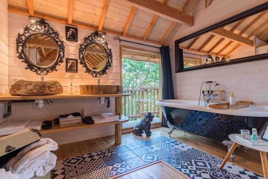 Domaine de Pech et Lafon Cabanes avec SPA privatif dans les arbres Nature lodge in Nouvelle-Aquitaine