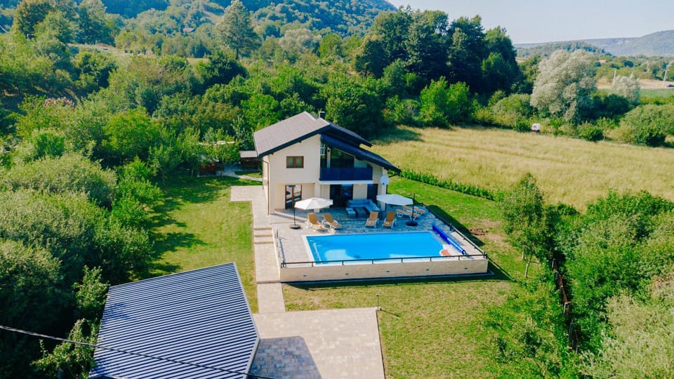Velvet House Lohovo Villa in Lika-Senj County