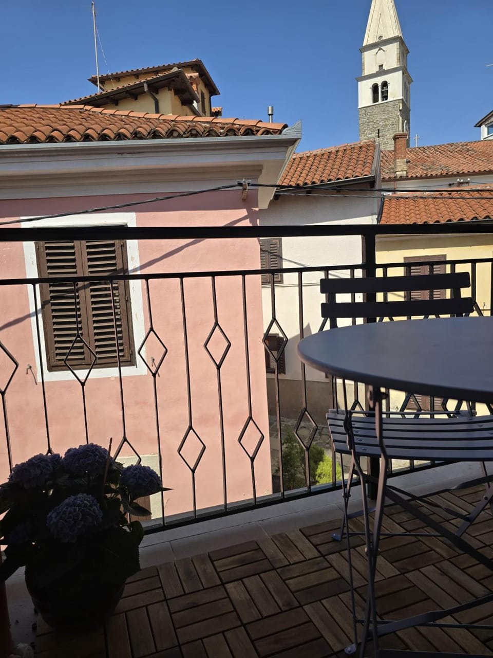 View (from property/room), Balcony/Terrace