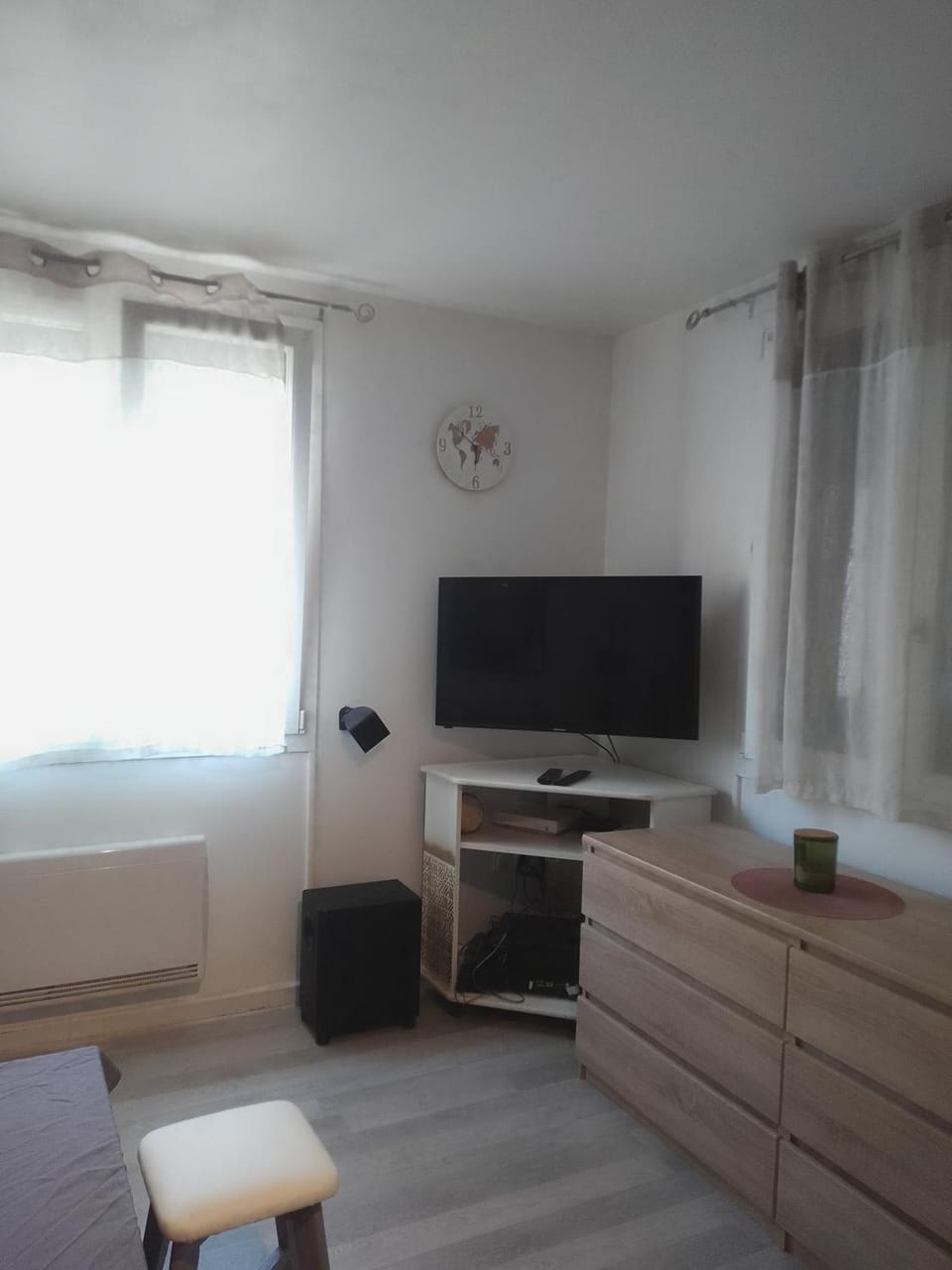 TV and multimedia, Living room, Seating area