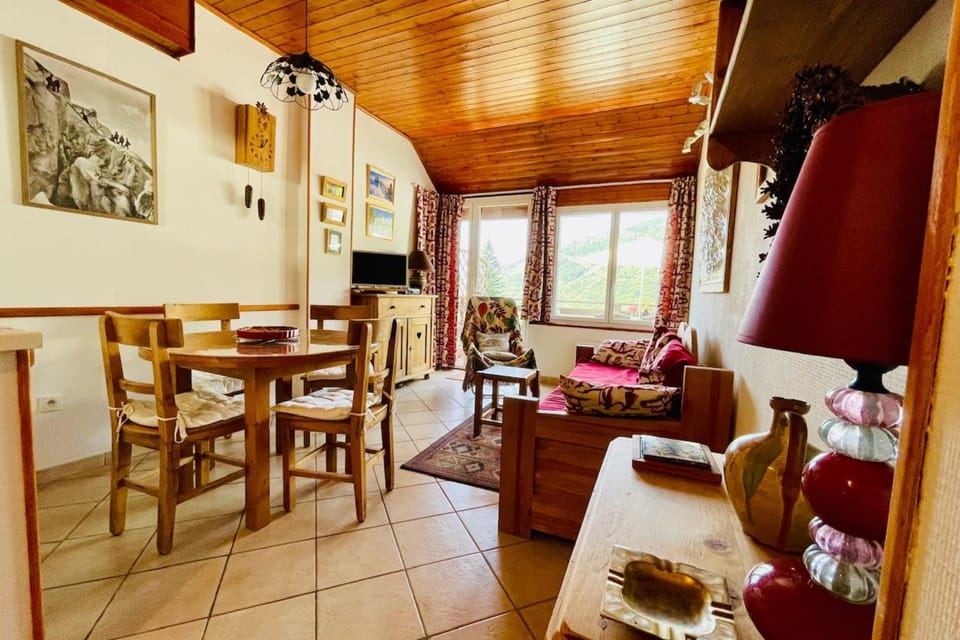 Apartment for 4 with with nice view of Briançon Apartment in Briançon