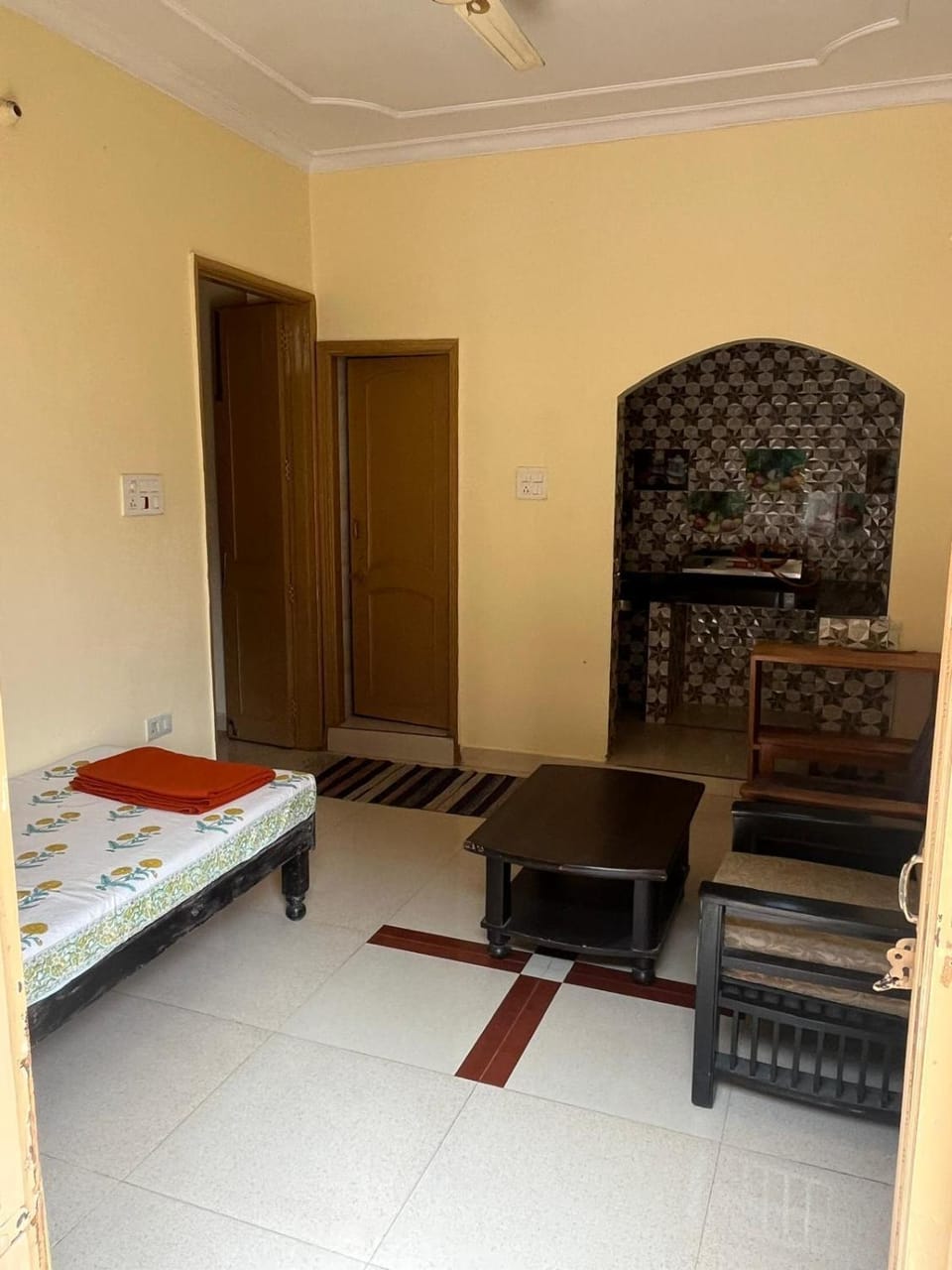 Kitchen or kitchenette, Living room