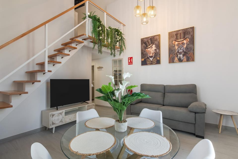 TV and multimedia, Living room, Seating area