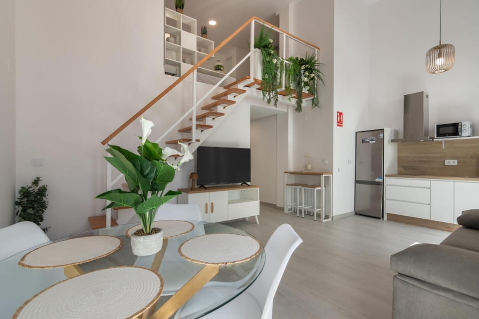 TV and multimedia, Living room, Dining area