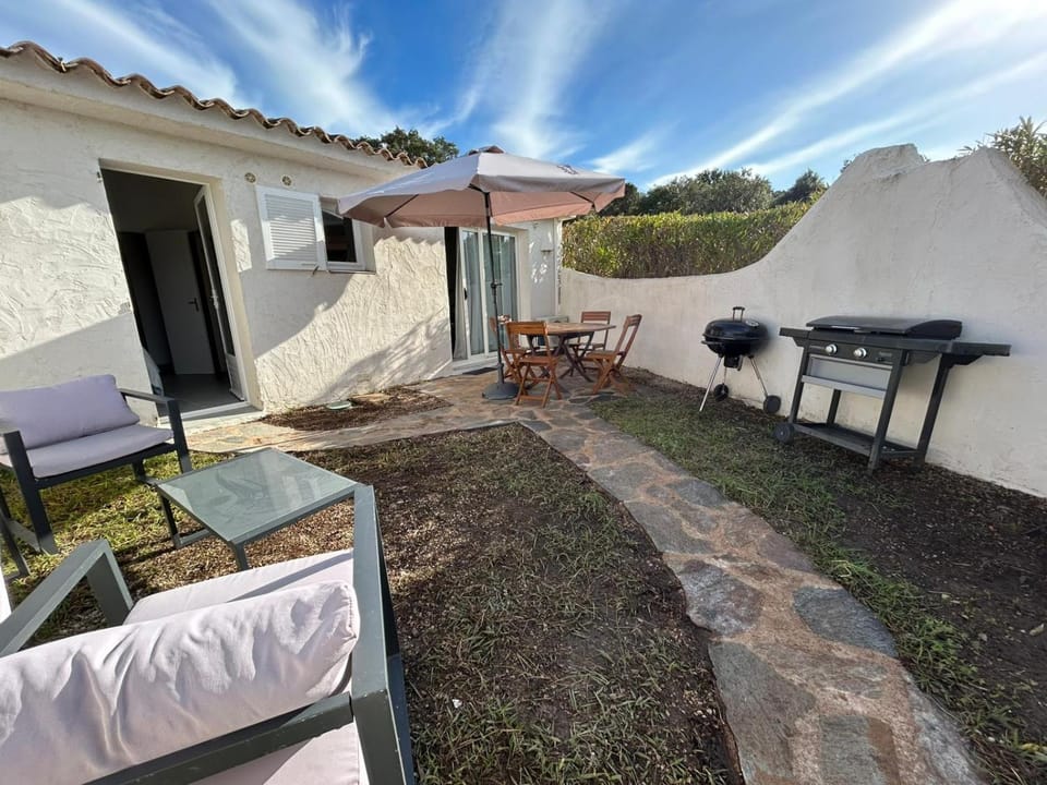 Patio, BBQ facilities, Garden, Balcony/Terrace, Dining area