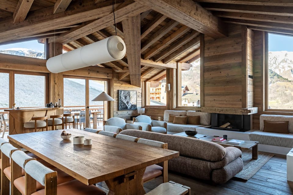 Natural landscape, Living room, Seating area, Dining area, Mountain view