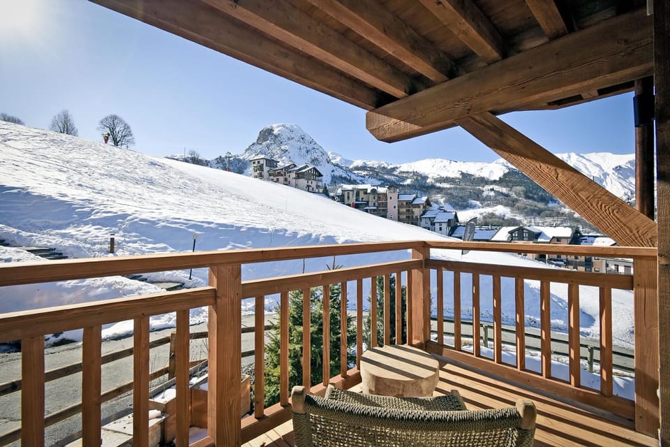 Nearby landmark, Day, Natural landscape, Winter, View (from property/room), Balcony/Terrace, Balcony/Terrace, Mountain view