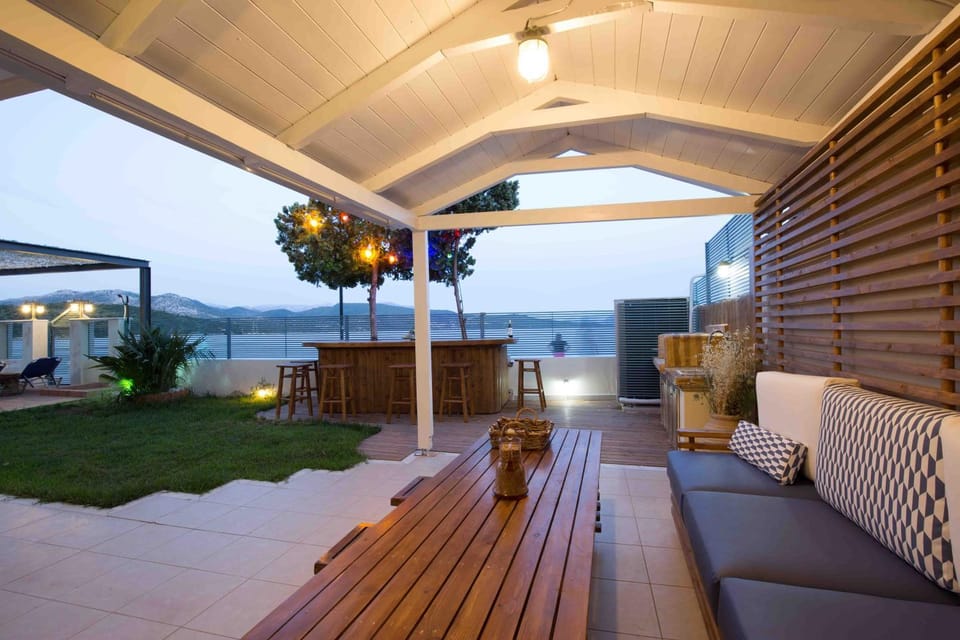 Patio, Natural landscape, View (from property/room), Balcony/Terrace, Living room, Evening entertainment