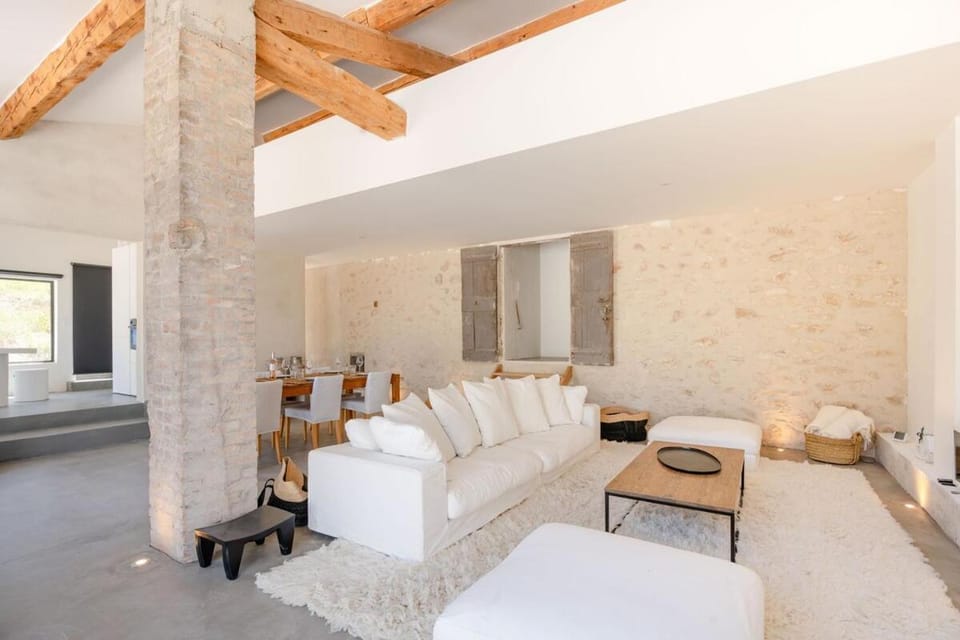 La Bergerie Ferme du Montaiguet Villa in Aix-en-Provence