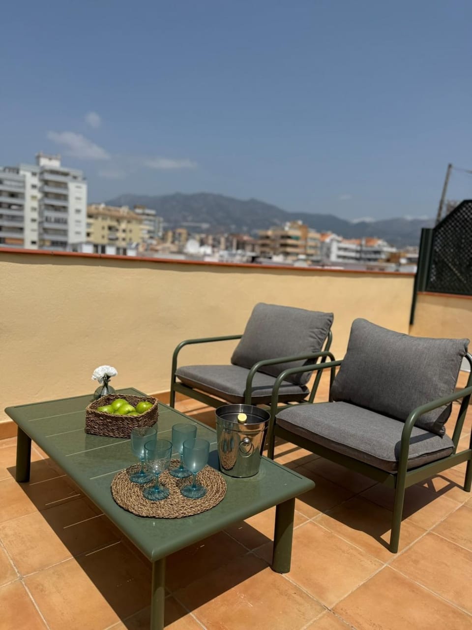 Sunny & cosy beach penthouse Apartment in Fuengirola
