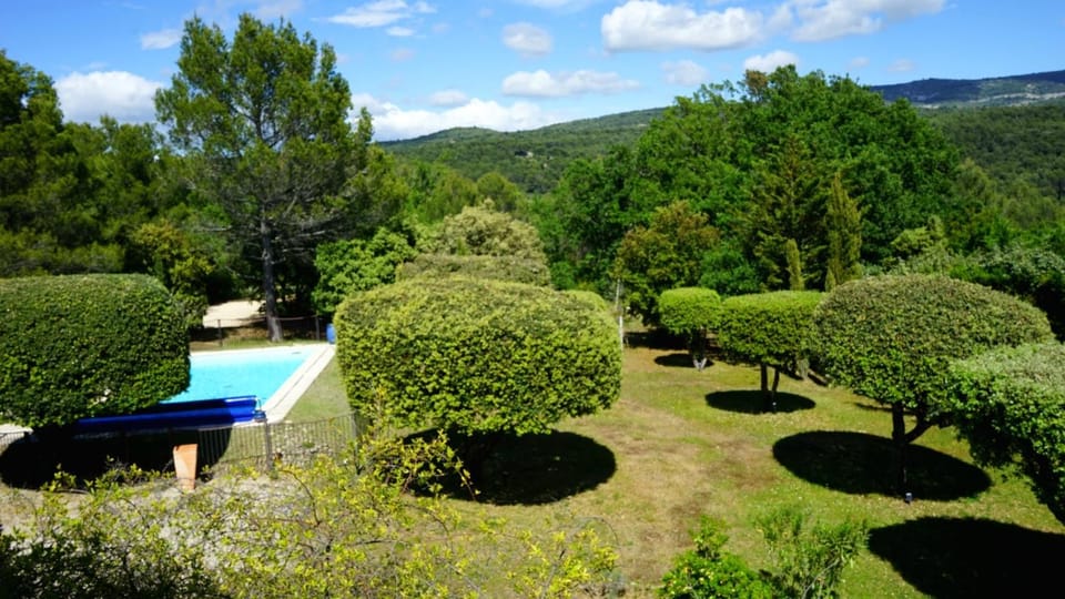 Garden view, Mountain view, Pool view