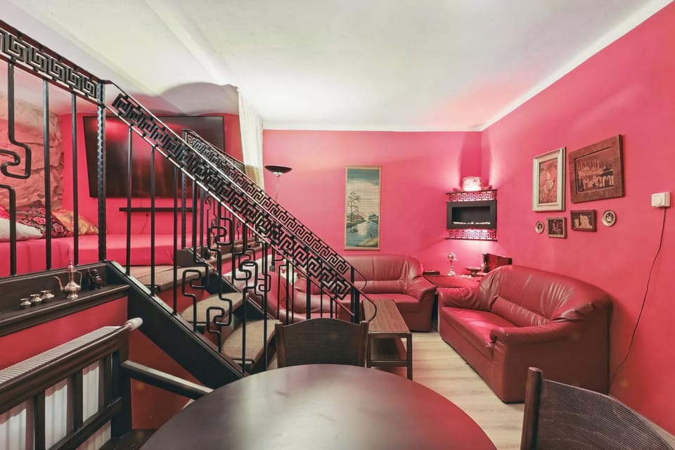 TV and multimedia, Living room, Seating area