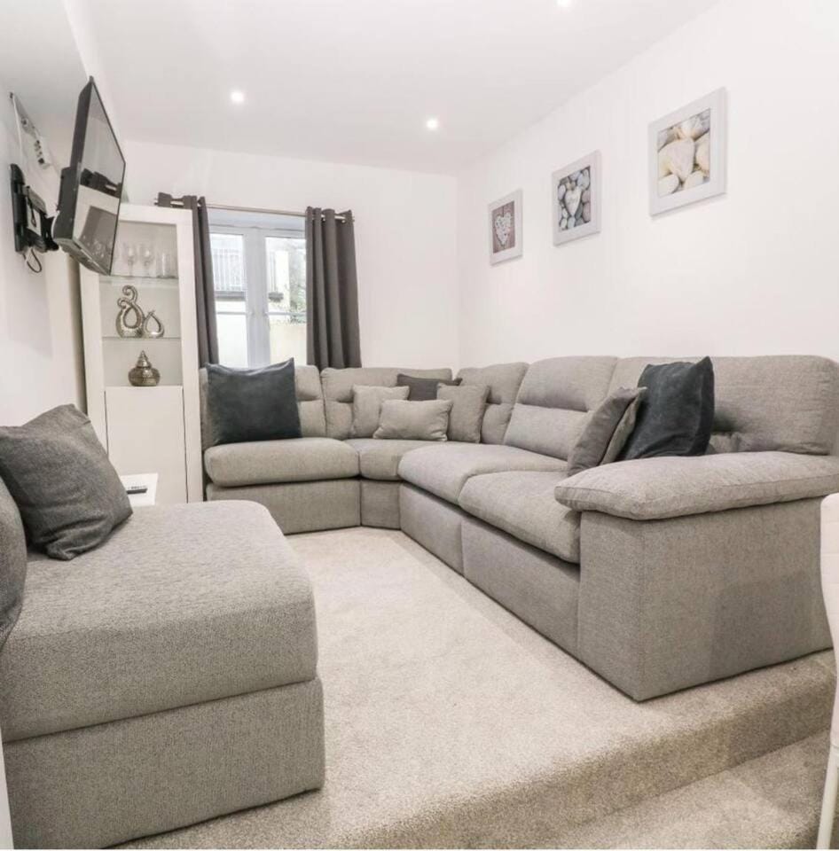 TV and multimedia, Living room, Other, Seating area