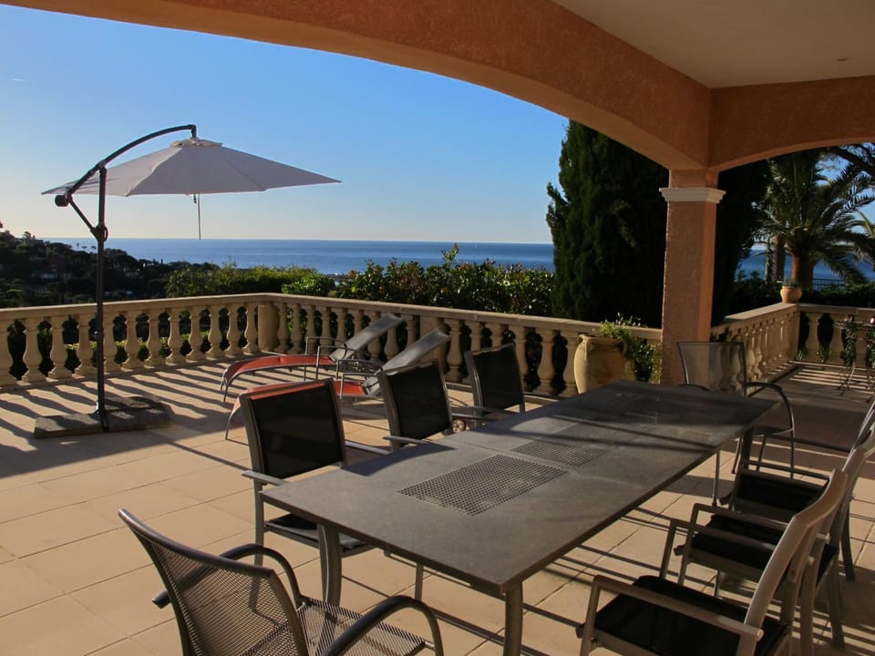 Patio, Day, Natural landscape, View (from property/room), Balcony/Terrace, Dining area, Sea view