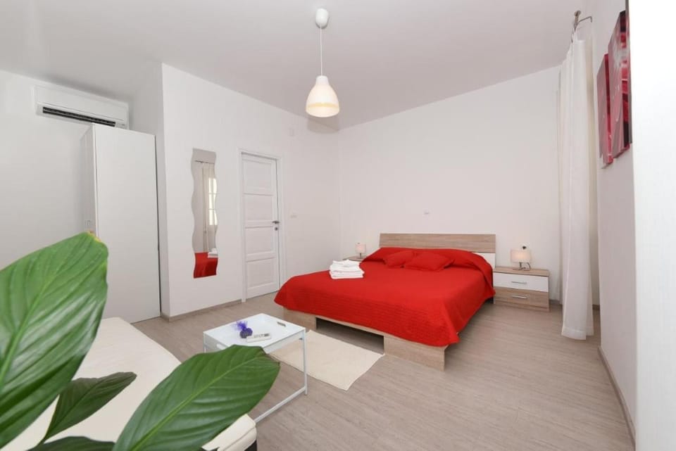 Rooms Old Town Bed and Breakfast in Zadar