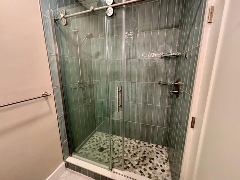 Bathroom, Bath