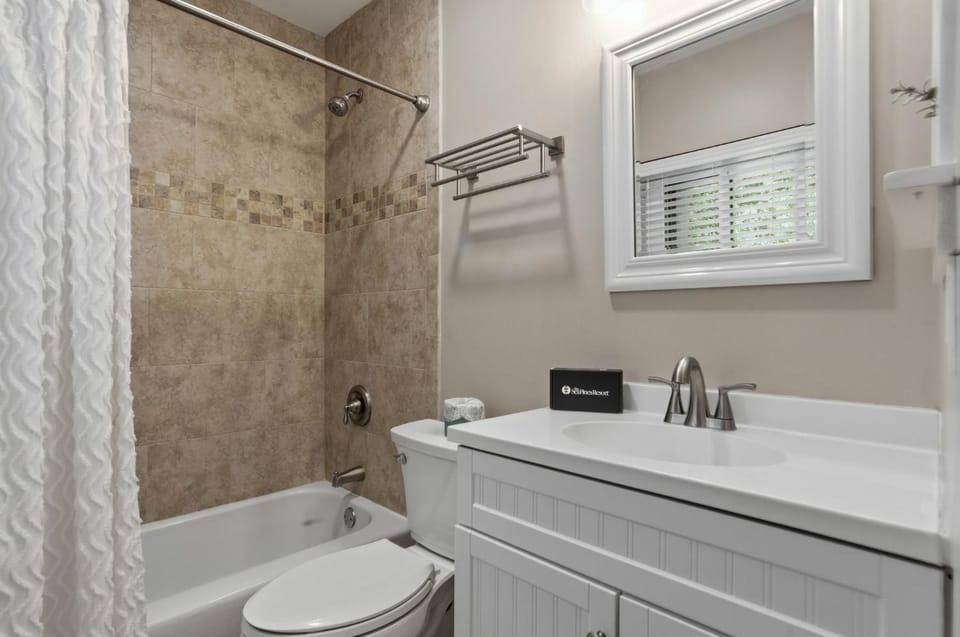 Bathroom, Bath