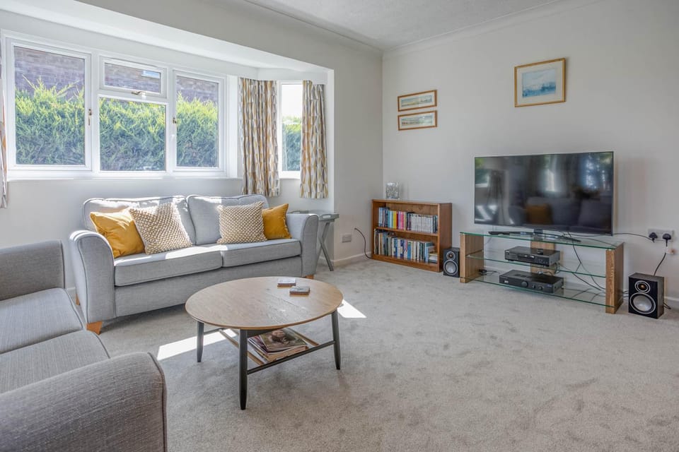 Beach Haven, Stylish Coastal House near Beach - Crabpot Cottages, Hunstanton House in Hunstanton