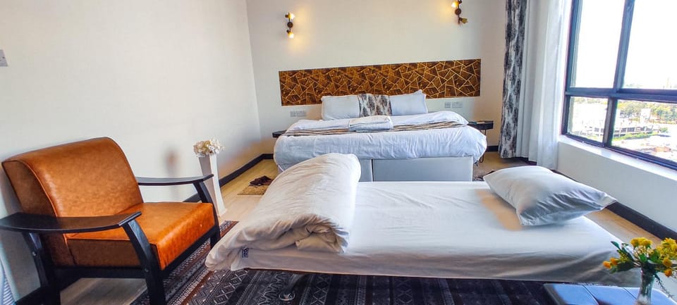 Bed, Photo of the whole room, Bedroom, towels