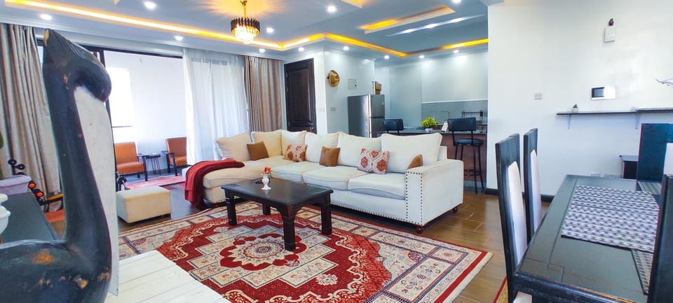 Communal lounge/ TV room, TV and multimedia, Living room, Seating area, Evening entertainment