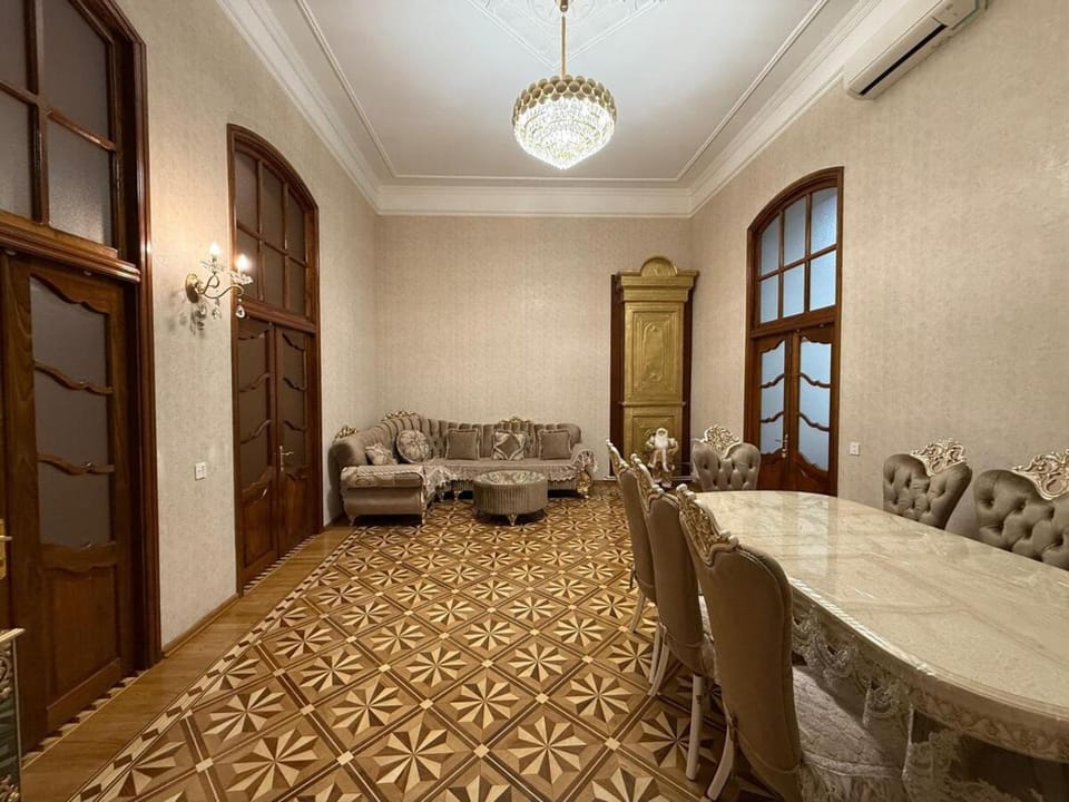 The Jewel of Nizami Street Apartment in Baku