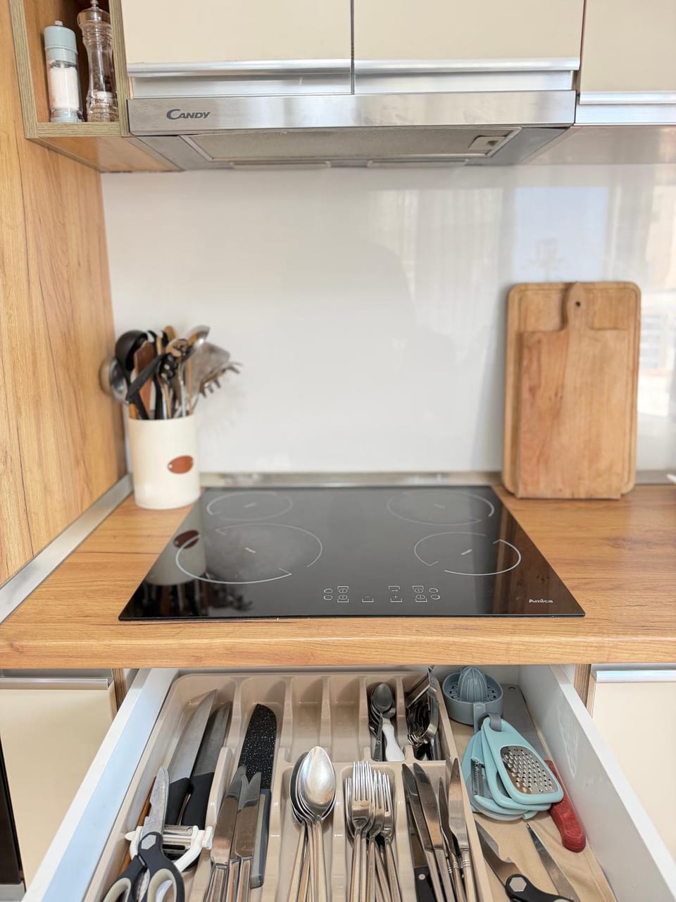 Kitchen or kitchenette, stove