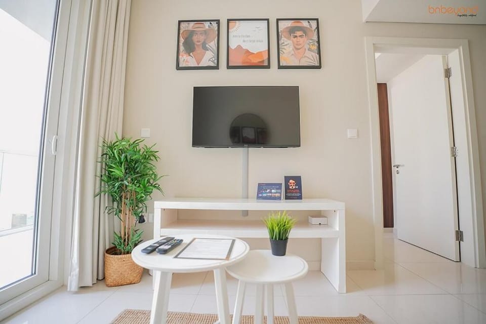Bnbeyond's Serene Poolside Bliss Apartment in Dubai