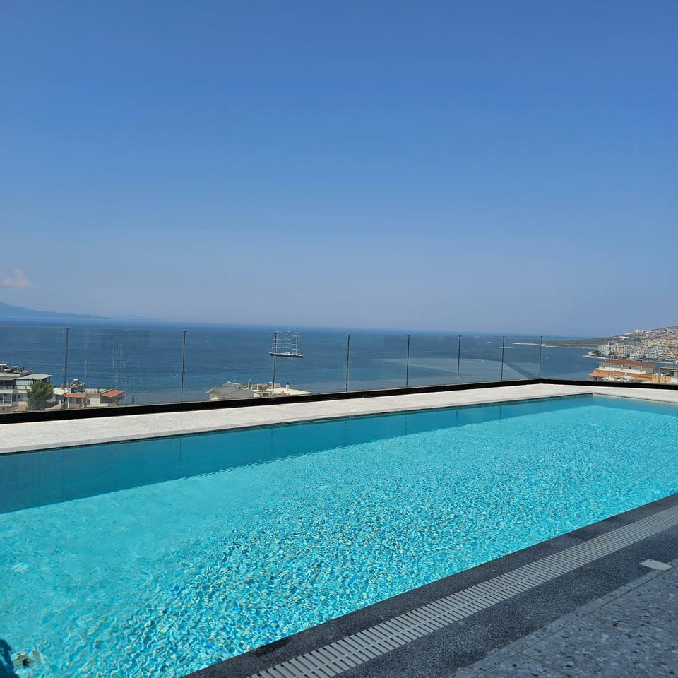 Penthouse Paradise Apartment in Sarandë