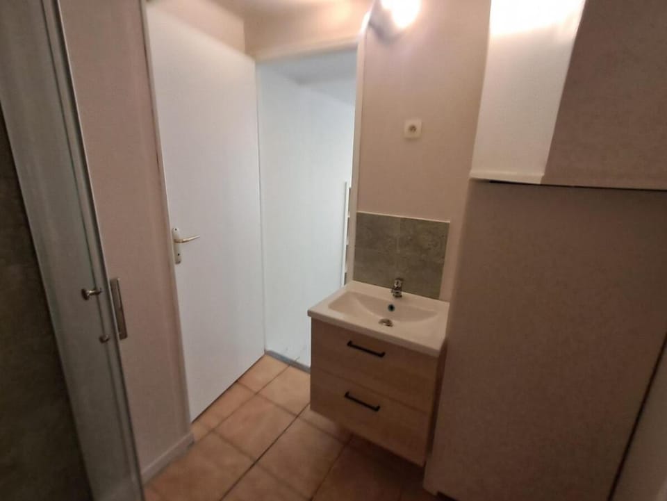Budgetbnb 180 centre ville Apartment in Toulon