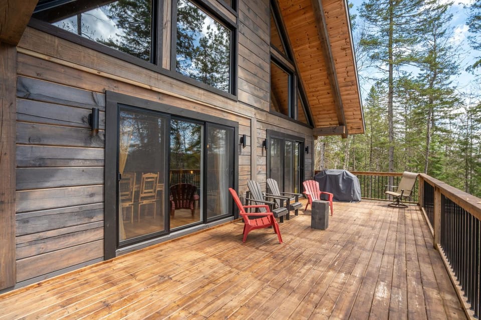 L'Inukshuk - Chalet en bois ave Spa House in Saint-Alexis-des-Monts