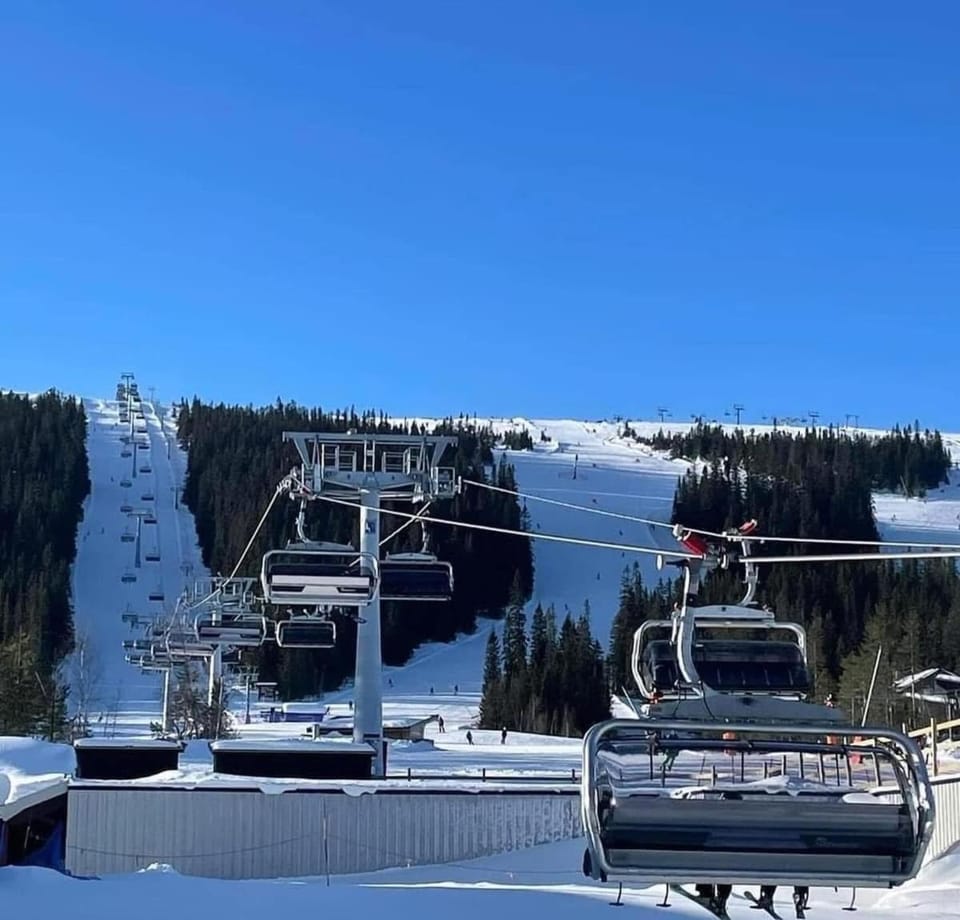 Luxury ski apartment - Lindvallen Sälen 365 Pool & Padel concept Apartment in Sweden