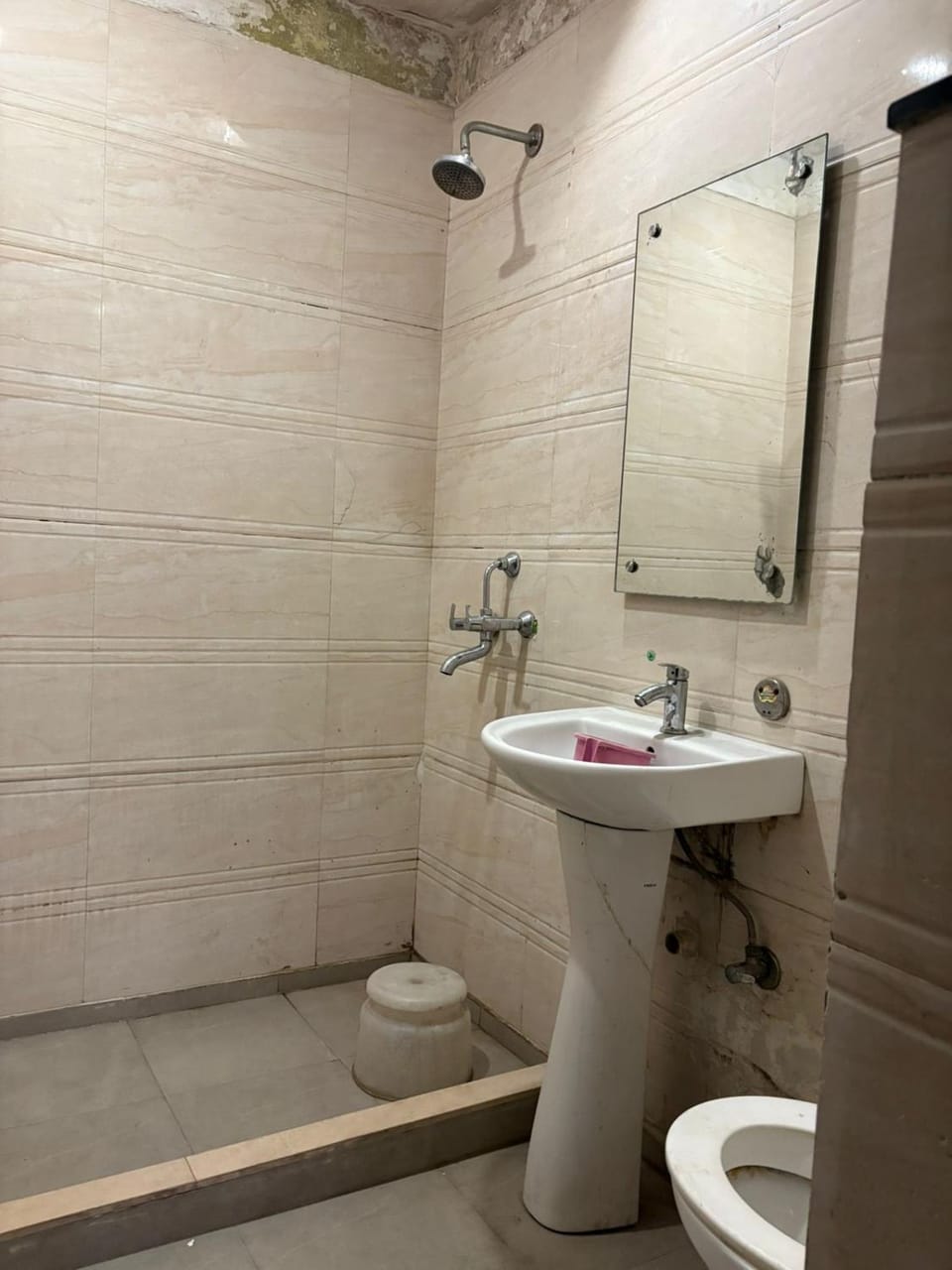Azaad lifestyle 10 meters from bus stand Hotel in Punjab, India