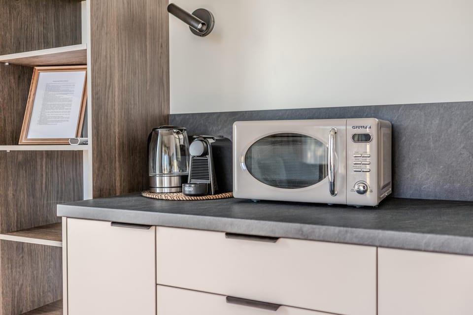 Coffee/tea facilities, Kitchen or kitchenette