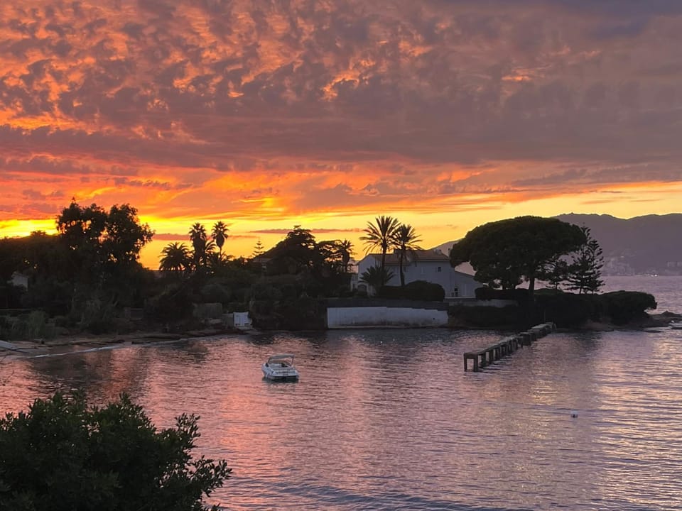 Maisonnette 2 minutes pied plage House in Ajaccio