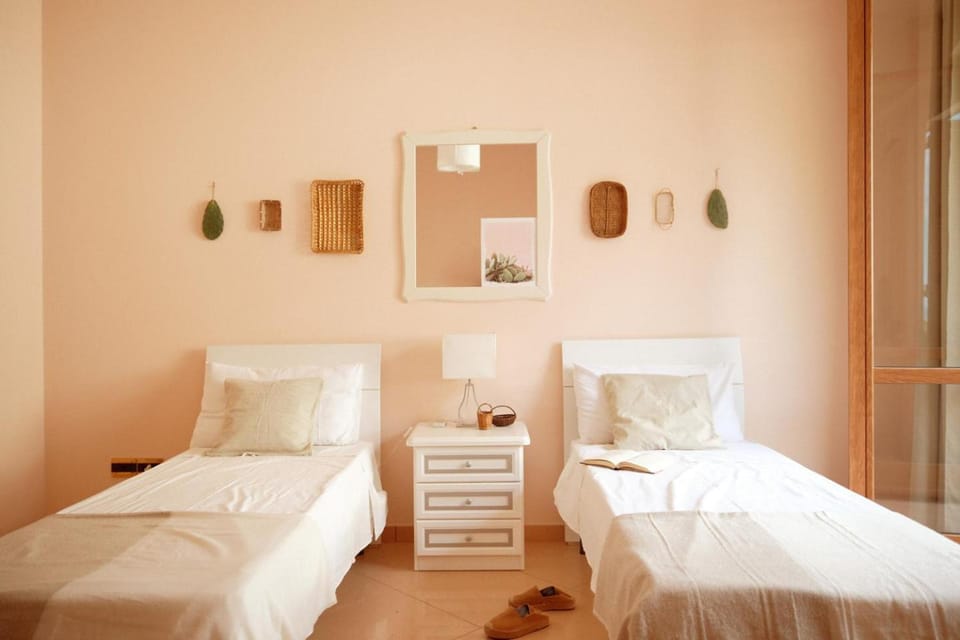Bed, Decorative detail, Bedroom
