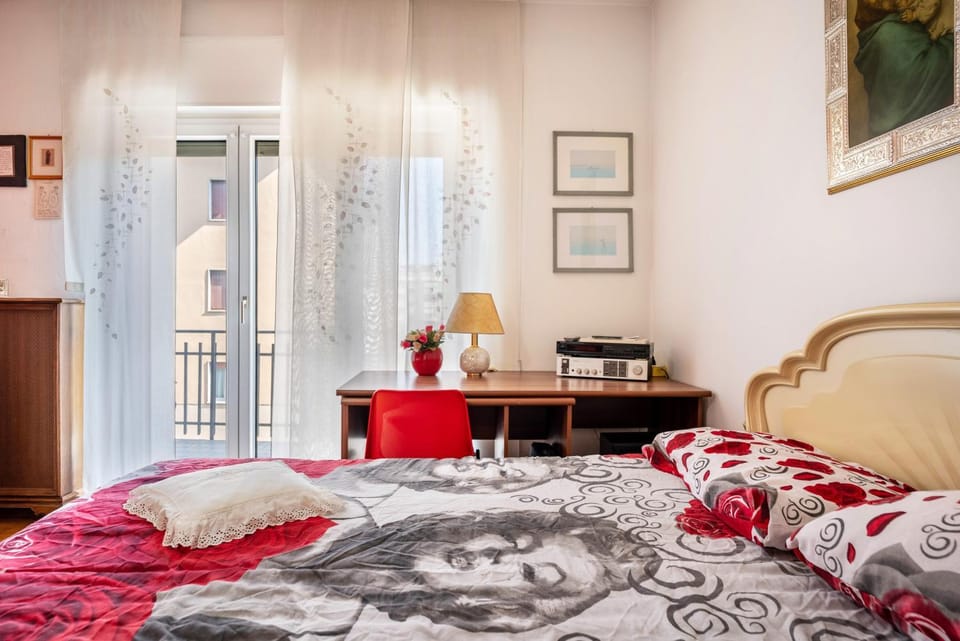 Property building, Living room, Bedroom