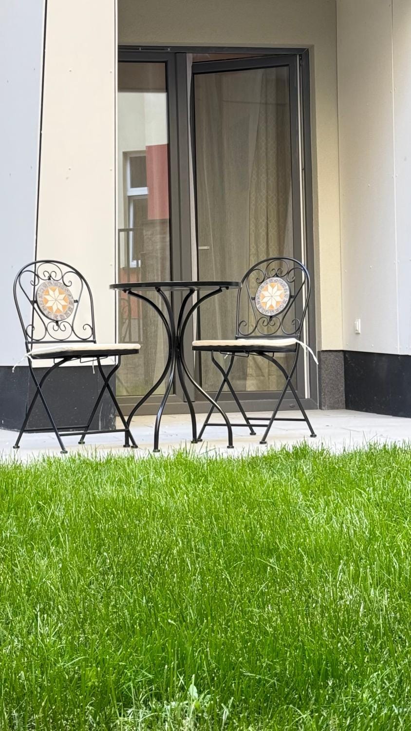 Garden, Garden view